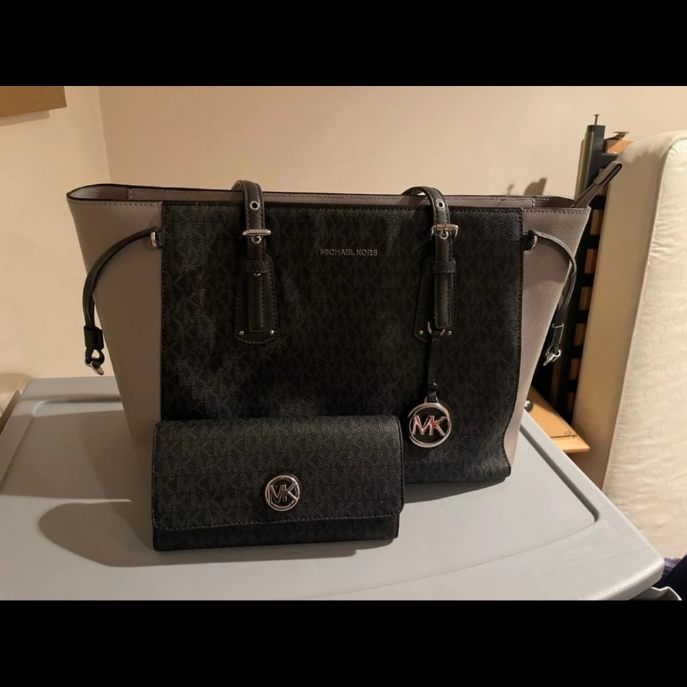 Michael kors tote and wallet